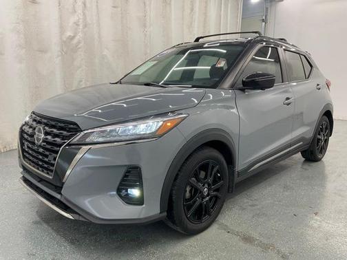 2021 Nissan Kicks SR