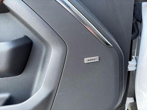 White Frost Tri-Coat 2021 GMC Yukon Denali