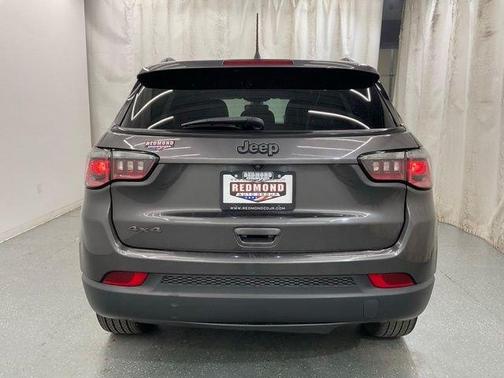 Granite Crystal Clearcoat Metallic 2021 Jeep Compass 80th Special Edition