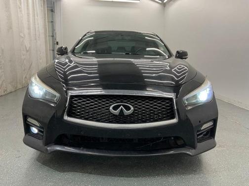 2015 INFINITI Q50 Sport