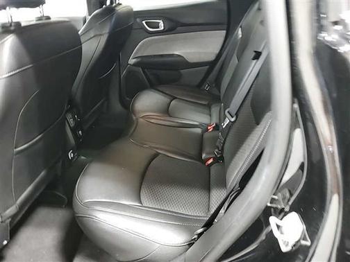 Diamond Black 2024 Jeep Compass Latitude