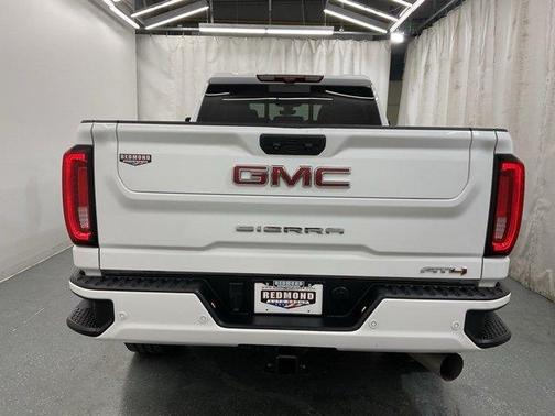 2022 GMC Sierra 2500 AT4