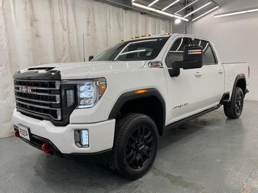 2022 GMC Sierra 2500 AT4