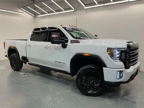 2022 GMC Sierra 2500 AT4