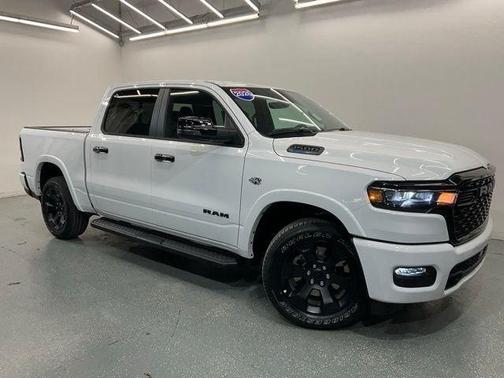 Bright White Clearcoat 2026 RAM 1500 Big Horn/Lone Star