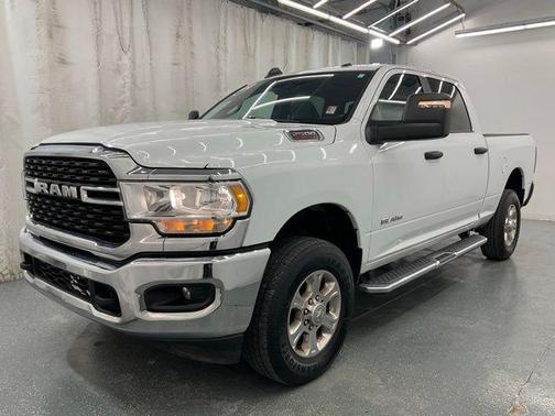 Bright White Clearcoat 2024 RAM 2500 Big Horn