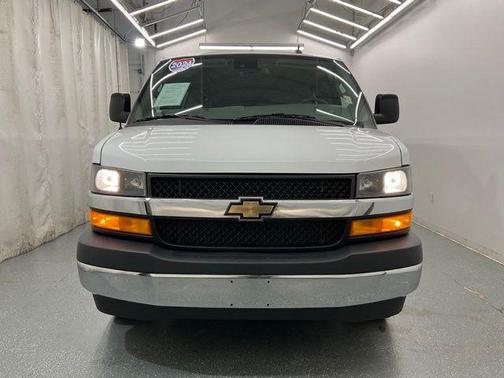 Summit White 2024 Chevrolet Express 3500 LT