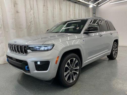 Silver Zynith 2023 Jeep Grand Cherokee 4xe Overland