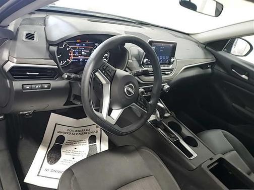 Gun Metallic 2025 Nissan Altima SV