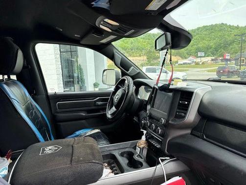 Blue Streak Pearlcoat 2019 RAM 1500 Big Horn