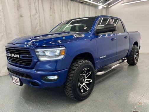 Blue Streak Pearlcoat 2019 RAM 1500 Big Horn