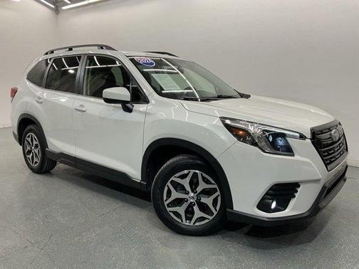 2024 Subaru Forester Premium