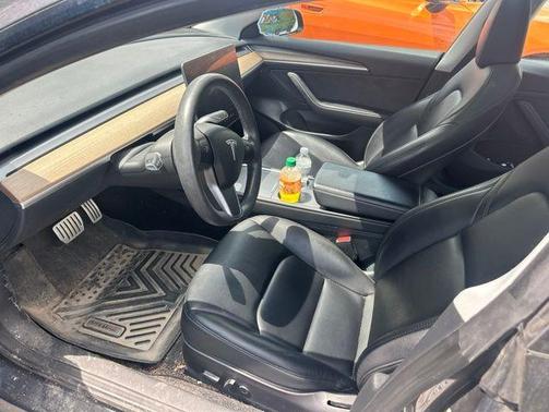 2023 Tesla Model 3 Performance