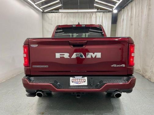 Delmonico Red Pearlcoat 2025 RAM 1500 Big Horn/Lone Star