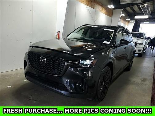 2025 Mazda CX-90 Premium