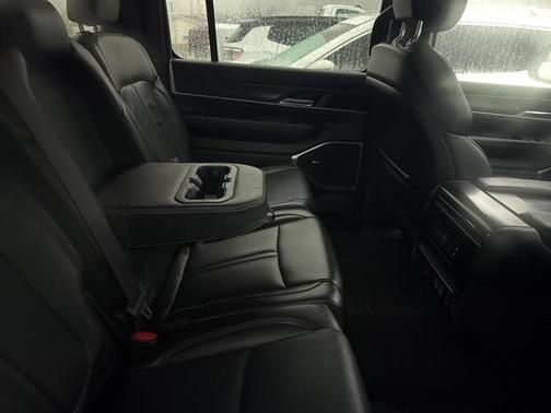 2023 Jeep Wagoneer L Series II