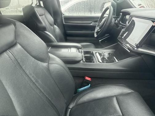 2023 Jeep Wagoneer L Series II