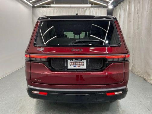 2026 Jeep Grand Wagoneer Summit Obsidian