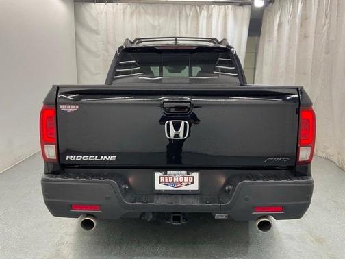 2022 Honda Ridgeline Black Edition