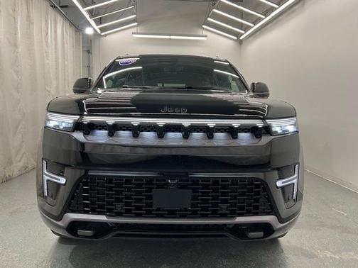 2026 Jeep Grand Wagoneer L 