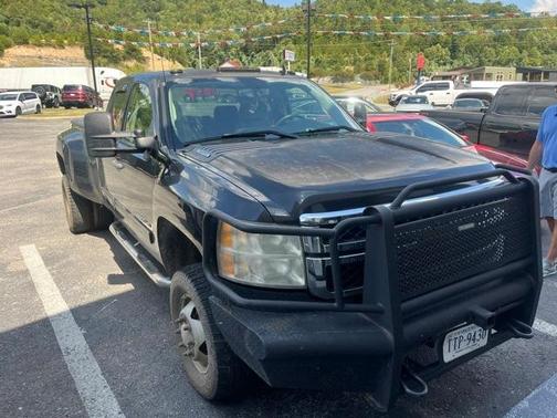 2011 Chevrolet Silverado 3500 LT