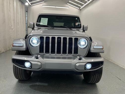 2021 Jeep Wrangler Unlimited Sahara Altitude