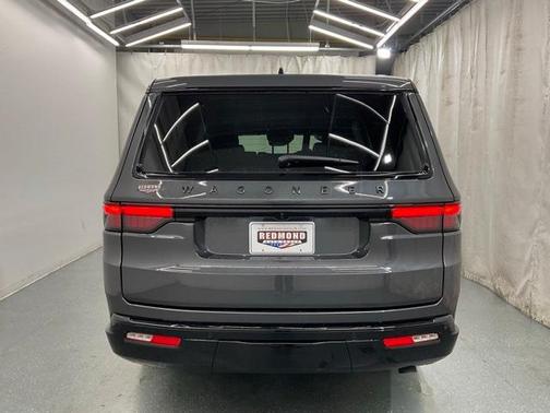 2025 Jeep Wagoneer L Series II