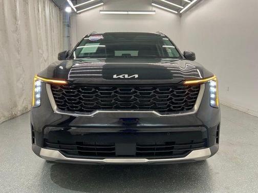 Ebony Black 2024 Kia Sorento S