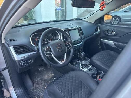 2018 Jeep Cherokee Latitude Plus