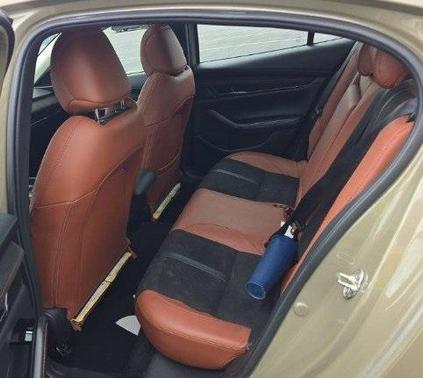 2024 Mazda Mazda3 2.5 Carbon Turbo