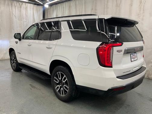 2023 GMC Yukon AT4