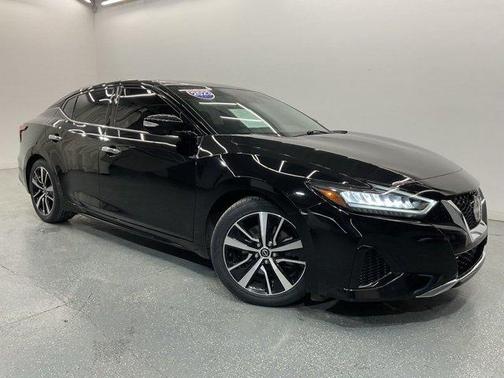 2023 Nissan Maxima SV