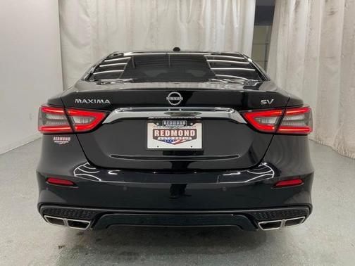 2023 Nissan Maxima SV