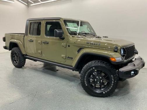 2026 Jeep Gladiator Sport