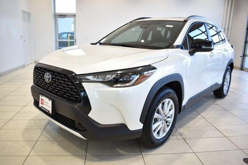 2025 Toyota Corolla Cross LE