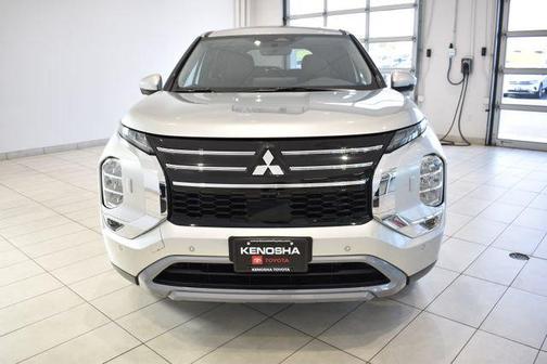 Alloy Silver Metallic 2025 Mitsubishi Outlander SE 2.5 S-AWC
