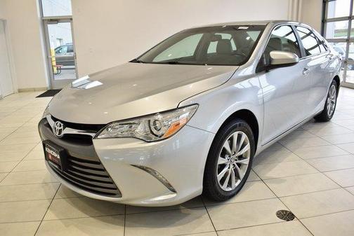 2016 Toyota Camry XLE
