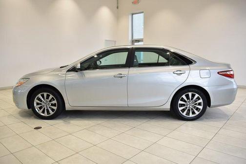 2016 Toyota Camry XLE
