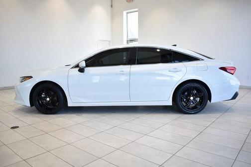2020 Toyota Avalon Hybrid Limited