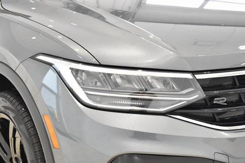 2023 Volkswagen Tiguan 2.0T SE R-Line Black 4MOTION