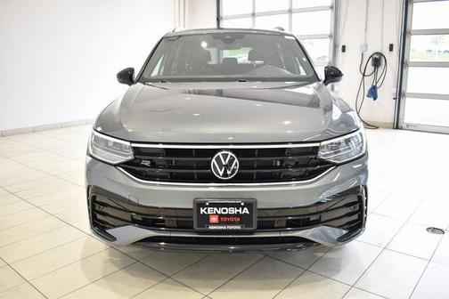 2023 Volkswagen Tiguan 2.0T SE R-Line Black 4MOTION