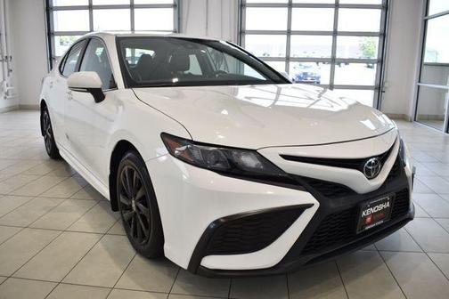 Ice Cap 2024 Toyota Camry SE