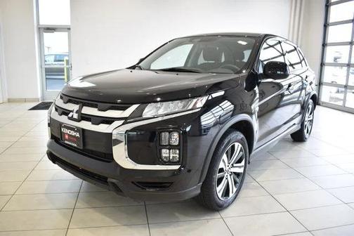 Mercury Gray Metallic 2025 Mitsubishi Outlander Sport 2.0 ES