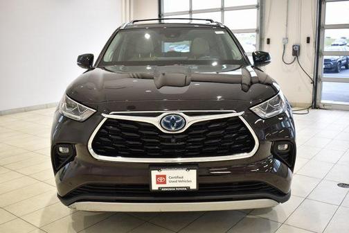2020 Toyota Highlander Hybrid Platinum