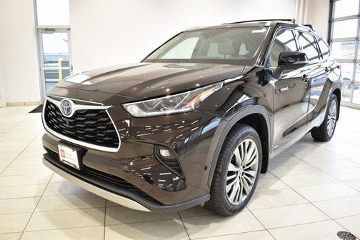 2020 Toyota Highlander Hybrid Platinum