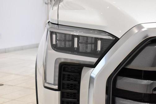 2025 Toyota Tundra Hybrid Limited