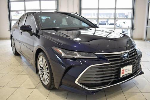 2022 Toyota Avalon Hybrid Limited