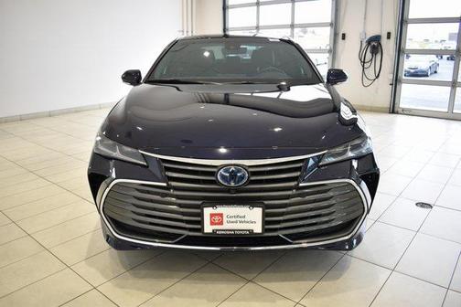 2022 Toyota Avalon Hybrid Limited