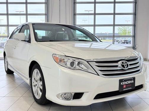 Blizzard Pearl 2011 Toyota Avalon Limited