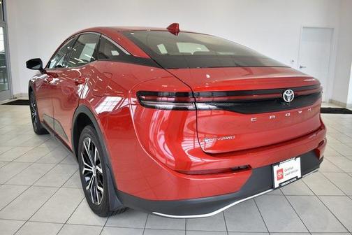 2024 Toyota Crown XLE